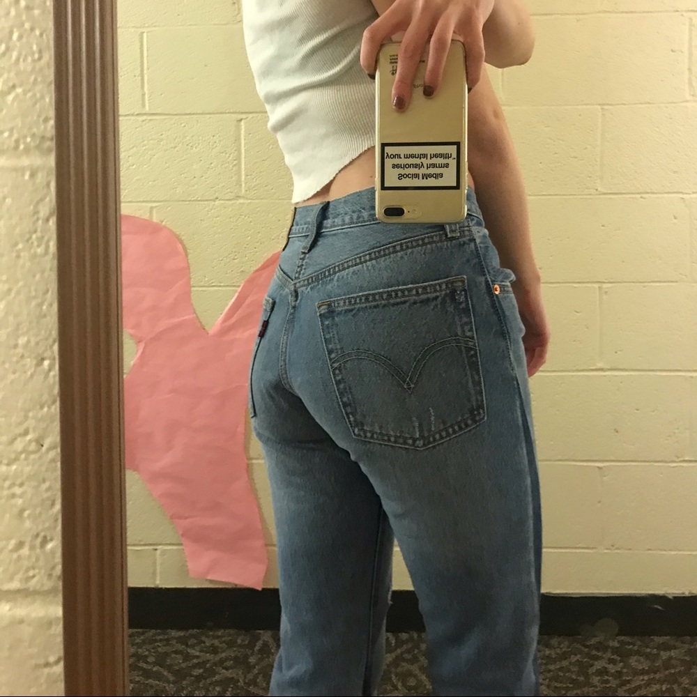Levi’s Split-Tone Denim Boyfriend Jeans